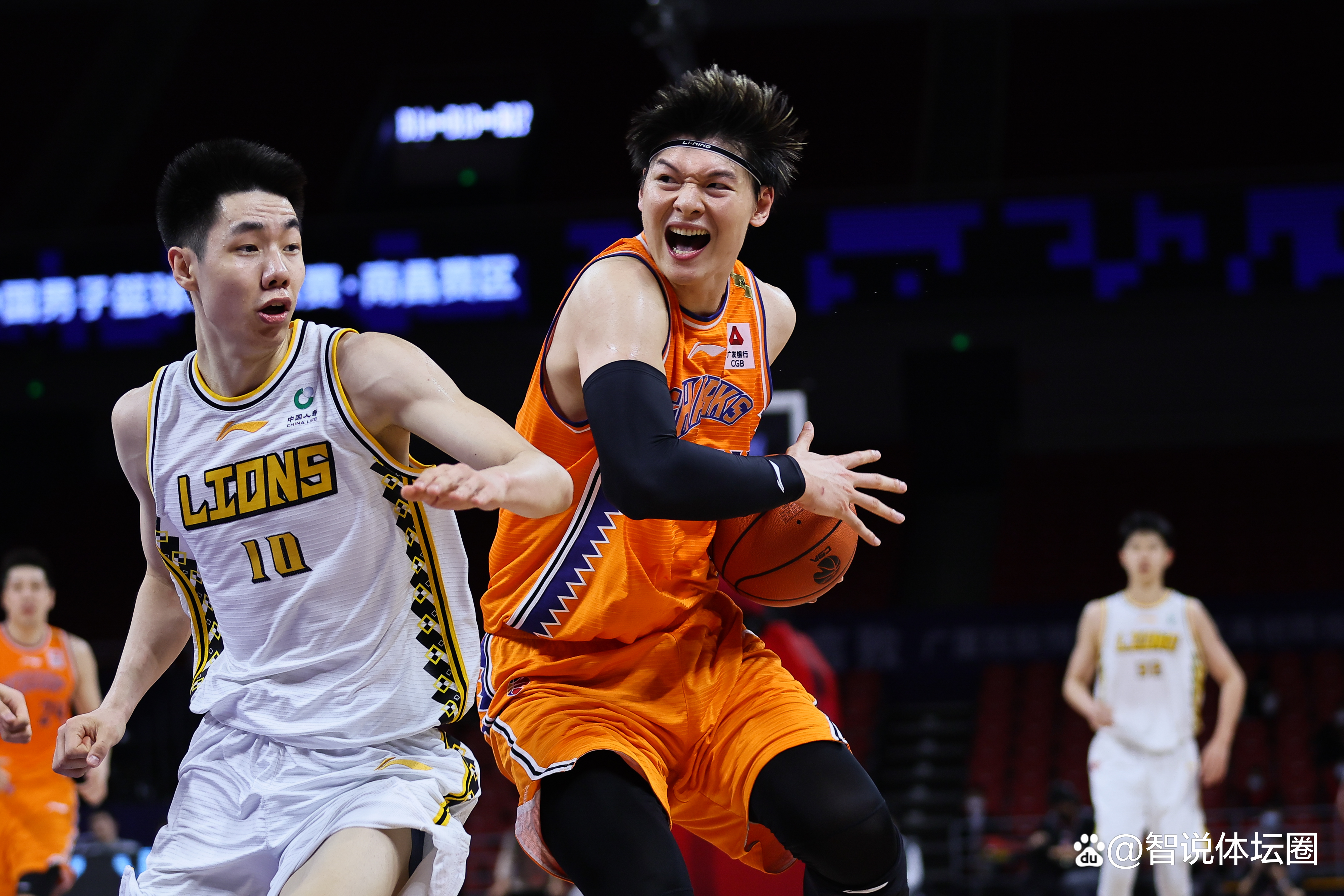 九游官网-CBA季后赛赛程吃紧，波尔图加时末段官宣签约，气氛紧张，球探报告显示潜力(CBA季后赛)