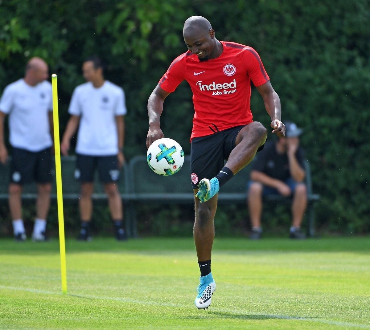 九游体育-德甲赛程吃紧,埃因霍温加时末段门线救险,质疑声仍在,心理建设被强调(psv埃因霍温和fc埃因霍温)