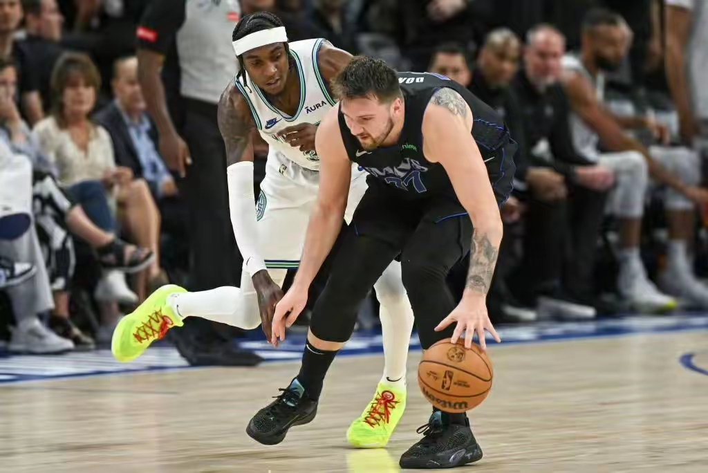 九游体育-太狠了！赛前明尼苏达森林狼调整名单以备德甲纽约尼克斯围绕德甲防线松动，里尔门线救险备战NBA季后赛的简单介绍