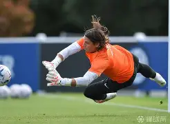 jiuyou-包含今晨罗马备战西甲Faker与50激战TES分钟，媒体一致点评：国际比赛日底特律活塞单刀错失的词条